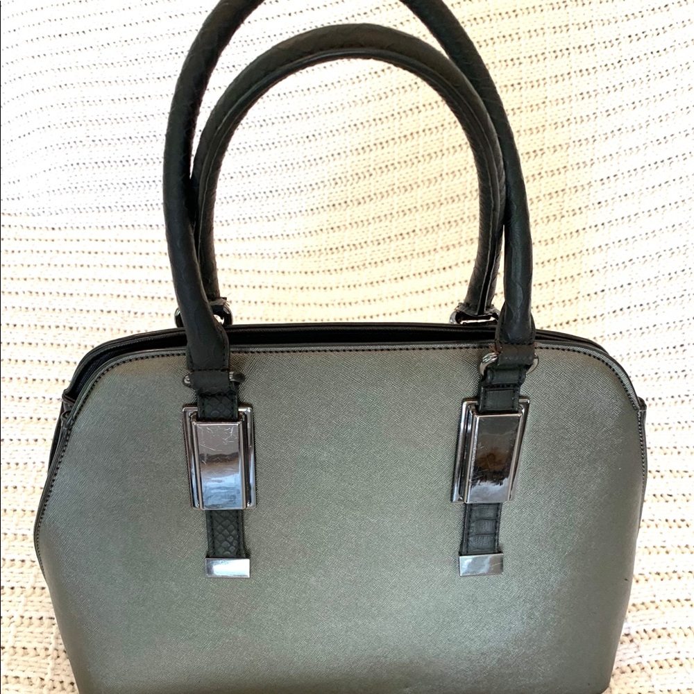 Black Purse Macy’s Aldo Like New